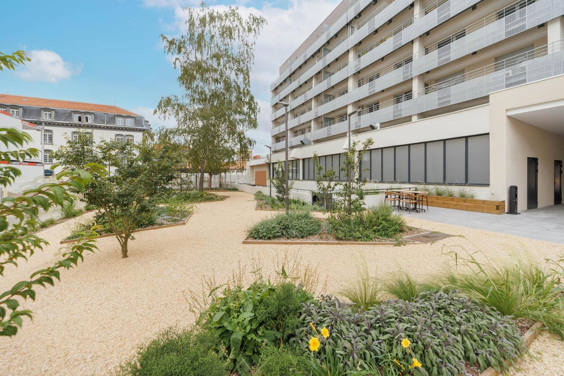Ferienwohnung Ovelia Clermont-Ferrand - Le Puy Des Olivines Exterior foto